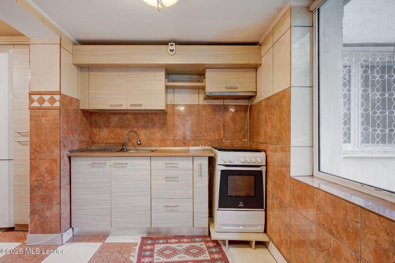 Dristor, apartament 4 camere, foarte spatios